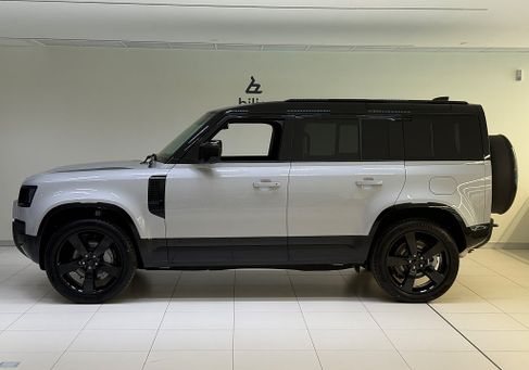 Land Rover Defender, 2026