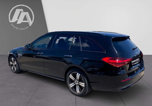 Mercedes-Benz C 220, 2023 3