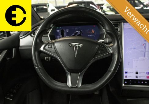 Tesla Model X, 2018 3