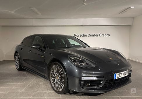 Porsche Panamera, 2022