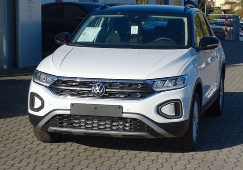 Volkswagen T-Roc, 2025 2