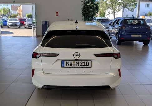 Opel Astra, 2024