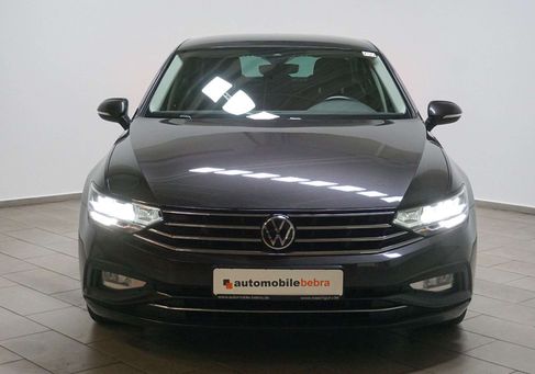 Volkswagen Passat, 2021