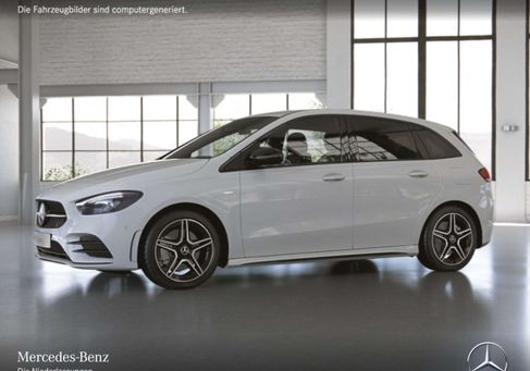 Mercedes-Benz B 250, 2022