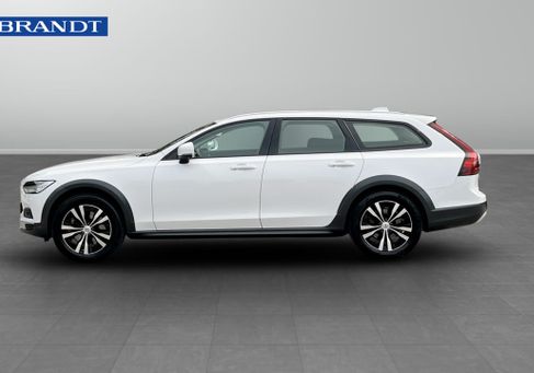 Volvo V90 Cross Country, 2021
