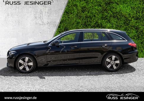 Mercedes-Benz C 220, 2023