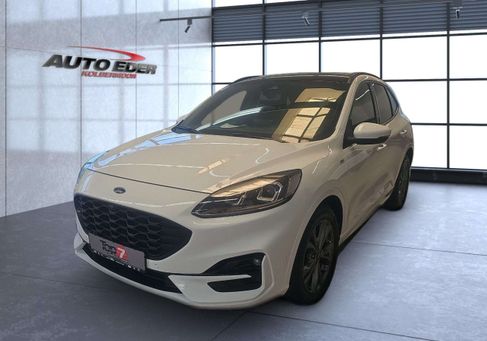 Ford Kuga, 2022