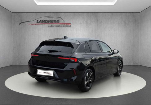 Opel Astra, 2025 3