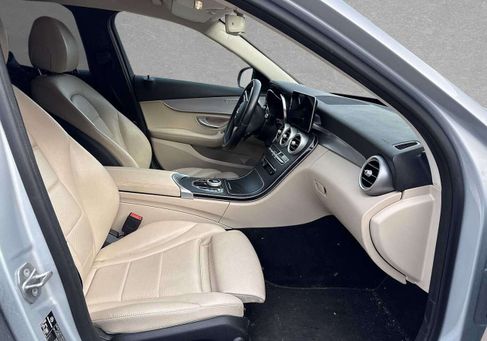 Mercedes-Benz C 300, 2020