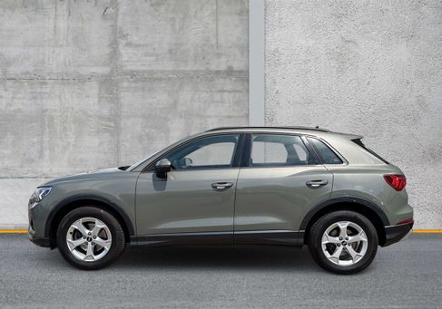 Audi Q3, 2022