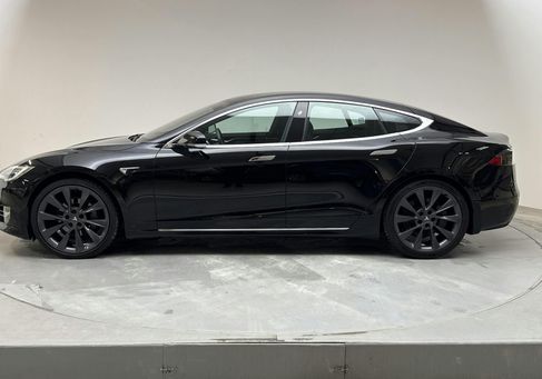 Tesla Model S, 2017