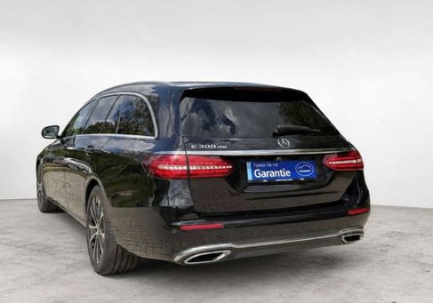 Mercedes-Benz E 300, 2021
