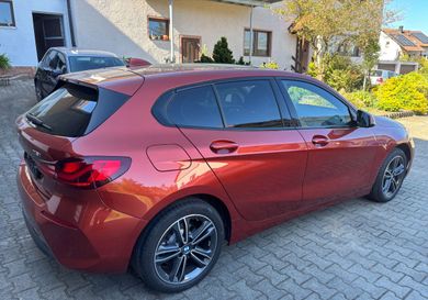 BMW 118, 2022
