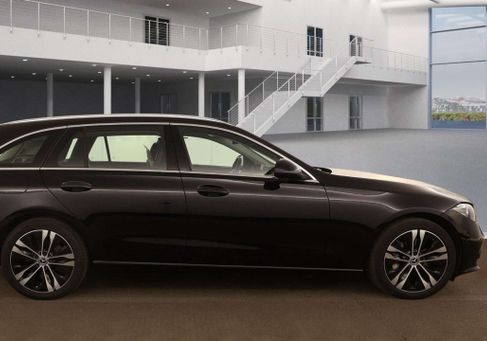 Mercedes-Benz C 300, 2023