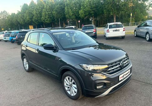 Volkswagen T-Cross, 2021