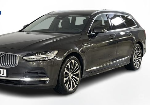 Volvo V90, 2023