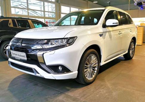 Mitsubishi Outlander, 2021