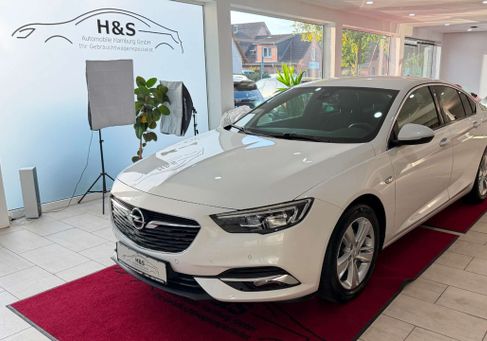 Opel Insignia, 2019 3