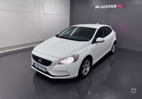 Volvo V40, 2013