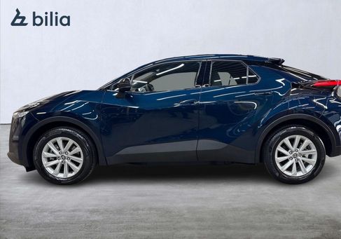 Toyota C-HR, 2025 3