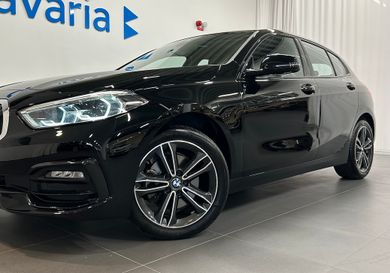 BMW 118, 2021