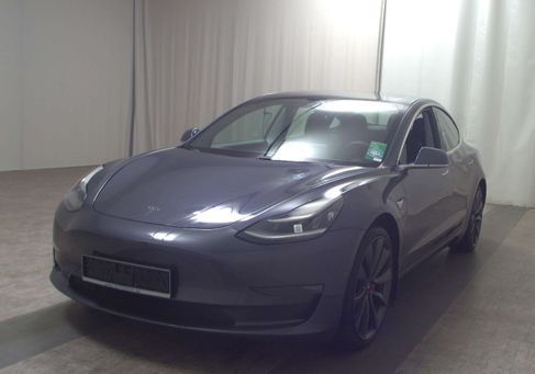 Tesla Model 3, 2020