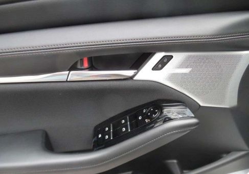 Mazda 3, 2026