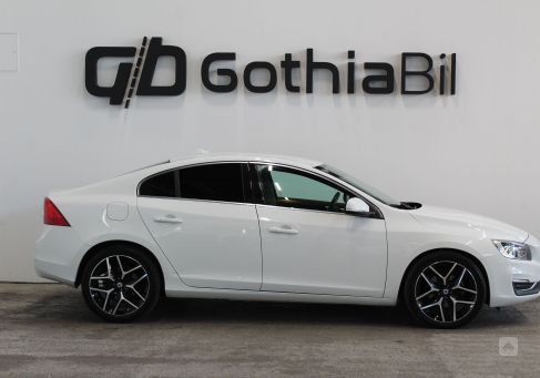 Volvo S60, 2014