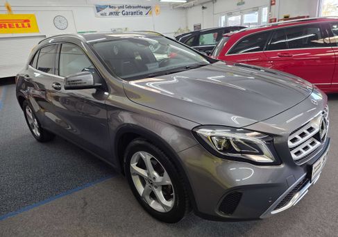 Mercedes-Benz GLA 180, 2019 3