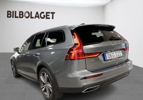 Volvo V60 Cross Country, 2021 3