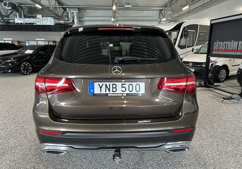 Mercedes-Benz GLC 220, 2018 3