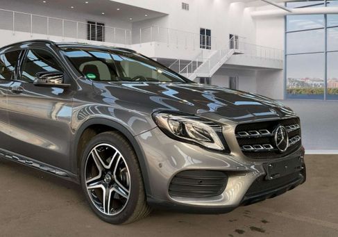 Mercedes-Benz GLA 250, 2017