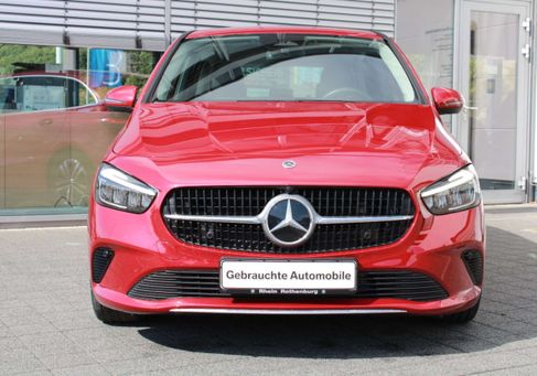 Mercedes-Benz B 250, 2023 2