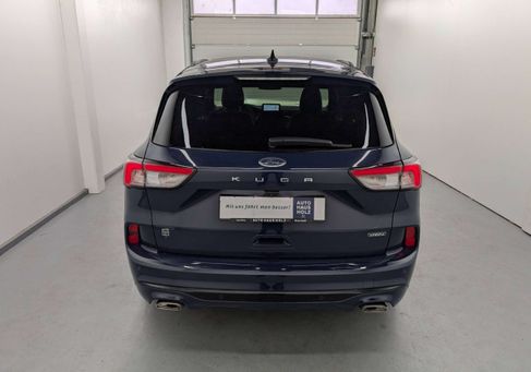 Ford Kuga, 2021