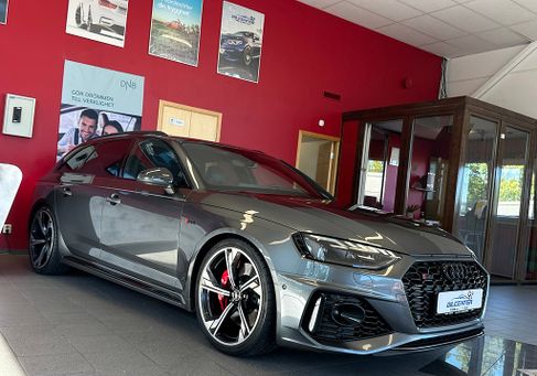 Audi A4, 2022