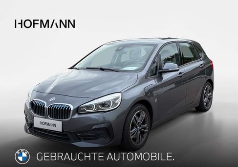 BMW 225, 2019