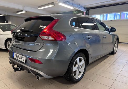 Volvo V40, 2018
