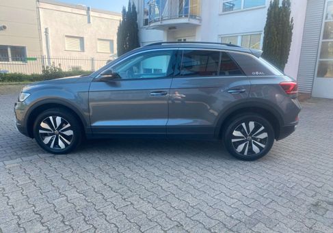 Volkswagen T-Roc, 2025