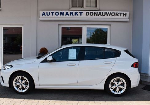 BMW 118, 2024