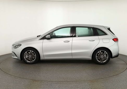 Mercedes-Benz B 220, 2019