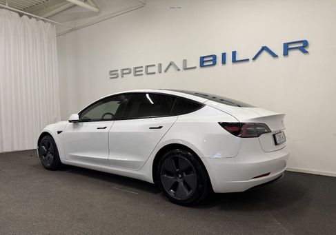 Tesla Model 3, 2021 3