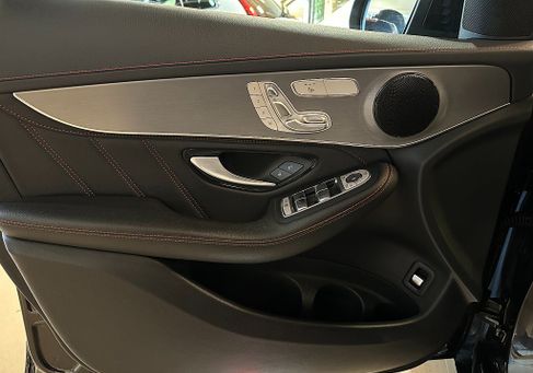 Mercedes-Benz GLC 300, 2022