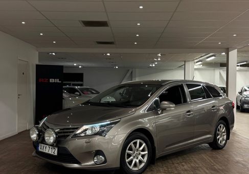 Toyota Avensis, 2014