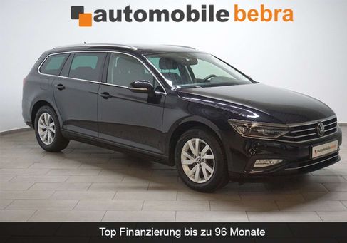 Volkswagen Passat, 2023