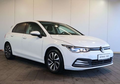 Volkswagen Golf, 2022