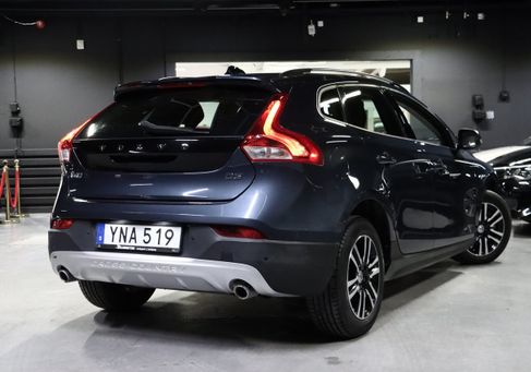 Volvo V40 Cross Country, 2018 3