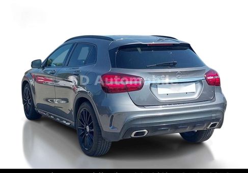 Mercedes-Benz GLA 200, 2019