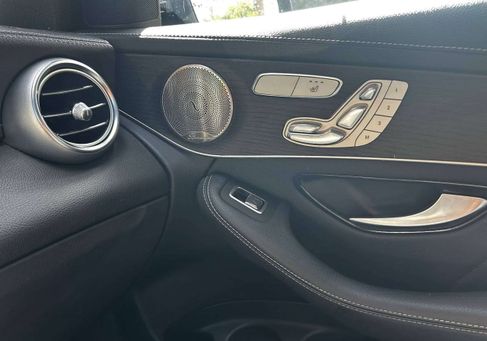 Mercedes-Benz GLC 300, 2021 3