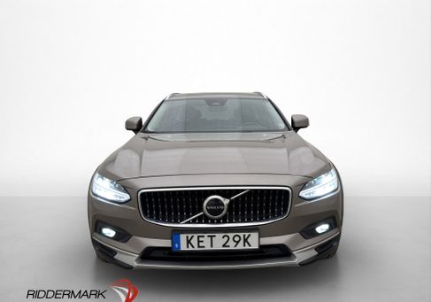 Volvo V90 Cross Country, 2022