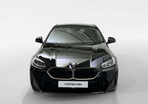 BMW 120, 2025